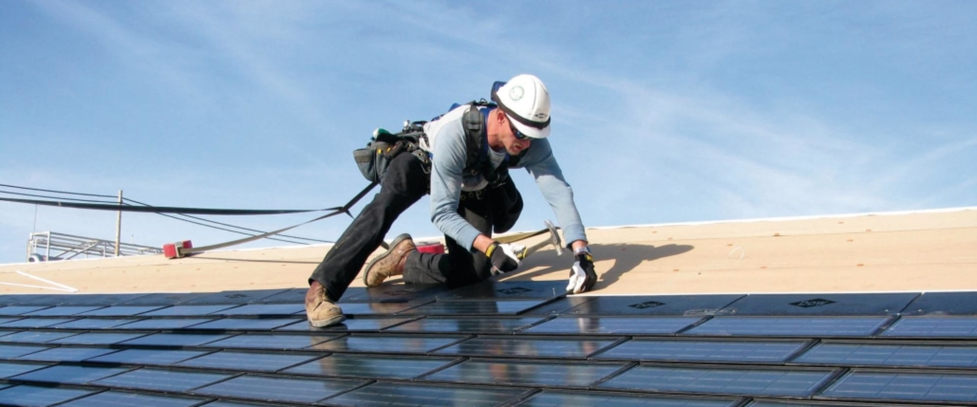 Why Hire a Professional Commercial Roofing Contractor?